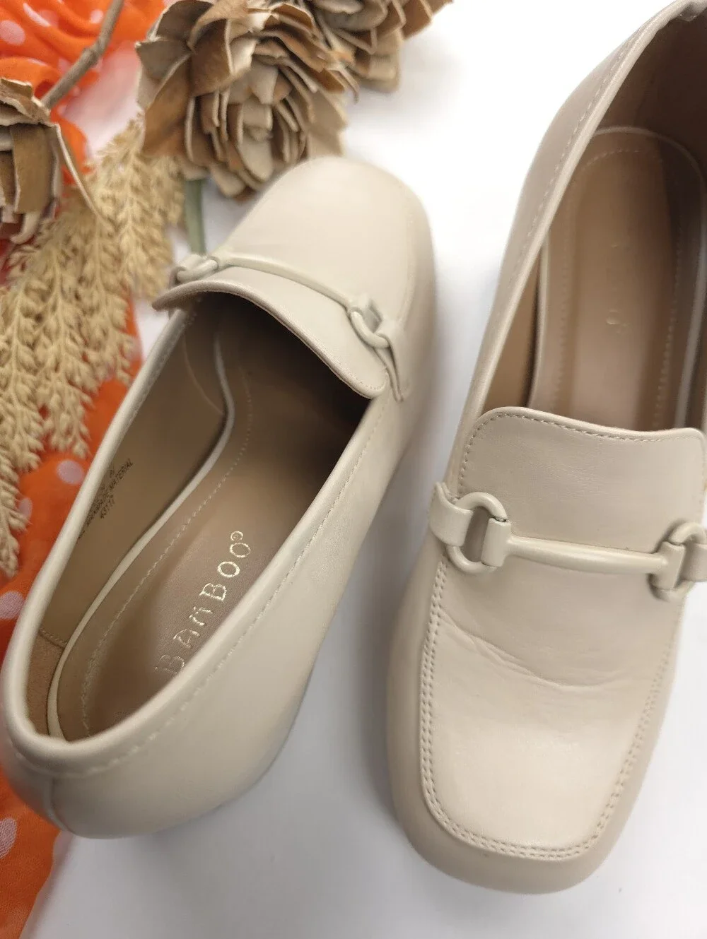 Cream Women's Leather Block Heel Loafers - Classic Chic 6½